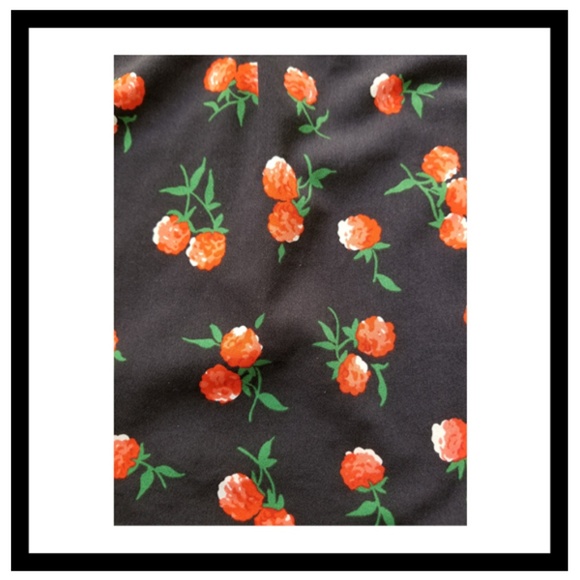 Floral Sleeveless tank top/Blue,Red,Green,White - Picture 3 of 4